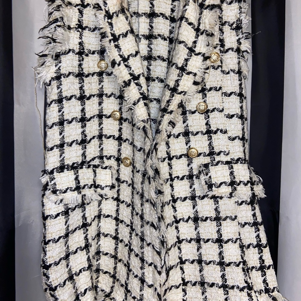 SHEIN Black and White Plaid Vest